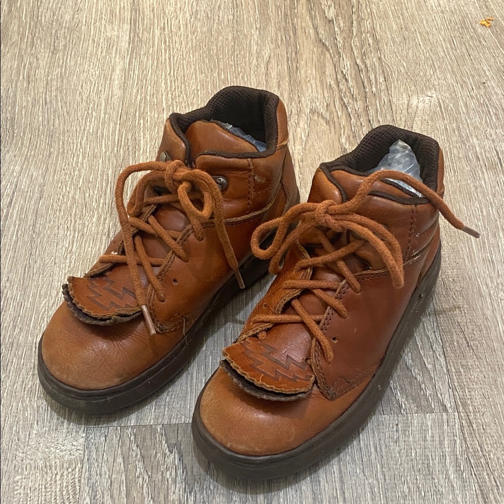 Leather boots • SZ. 13.5 little girl